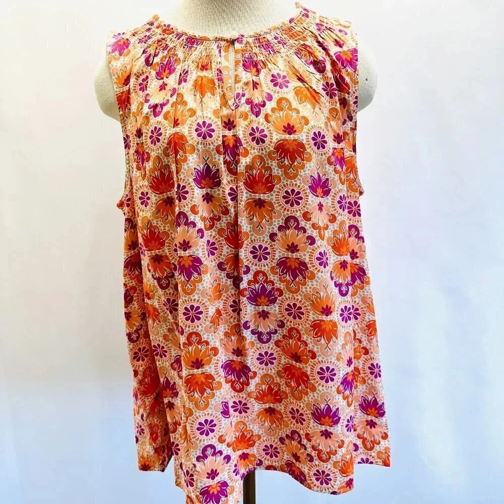 NWT CROFT & BARROW Women Sleeveless Pullover Keyhole Neckline Floral Shirt Sz XL